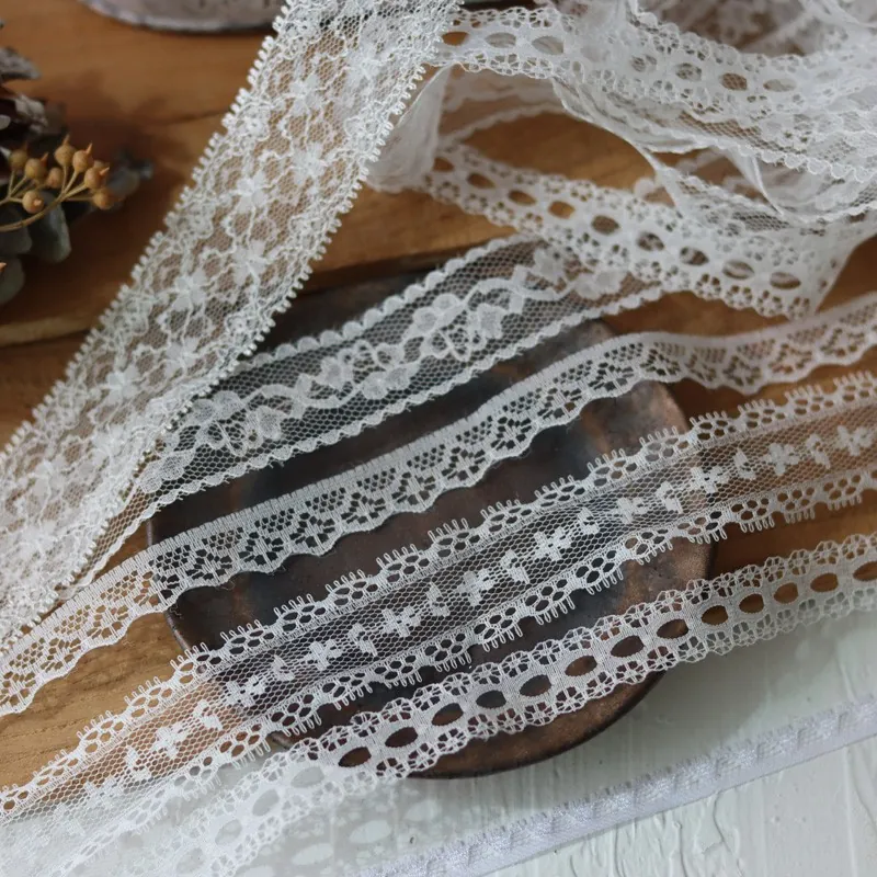 Vintage Hollow Floral Eyelash Lace Trim White Black Embroidered Ribbon For DIY Sewing Craft Garment Decoration Accessories