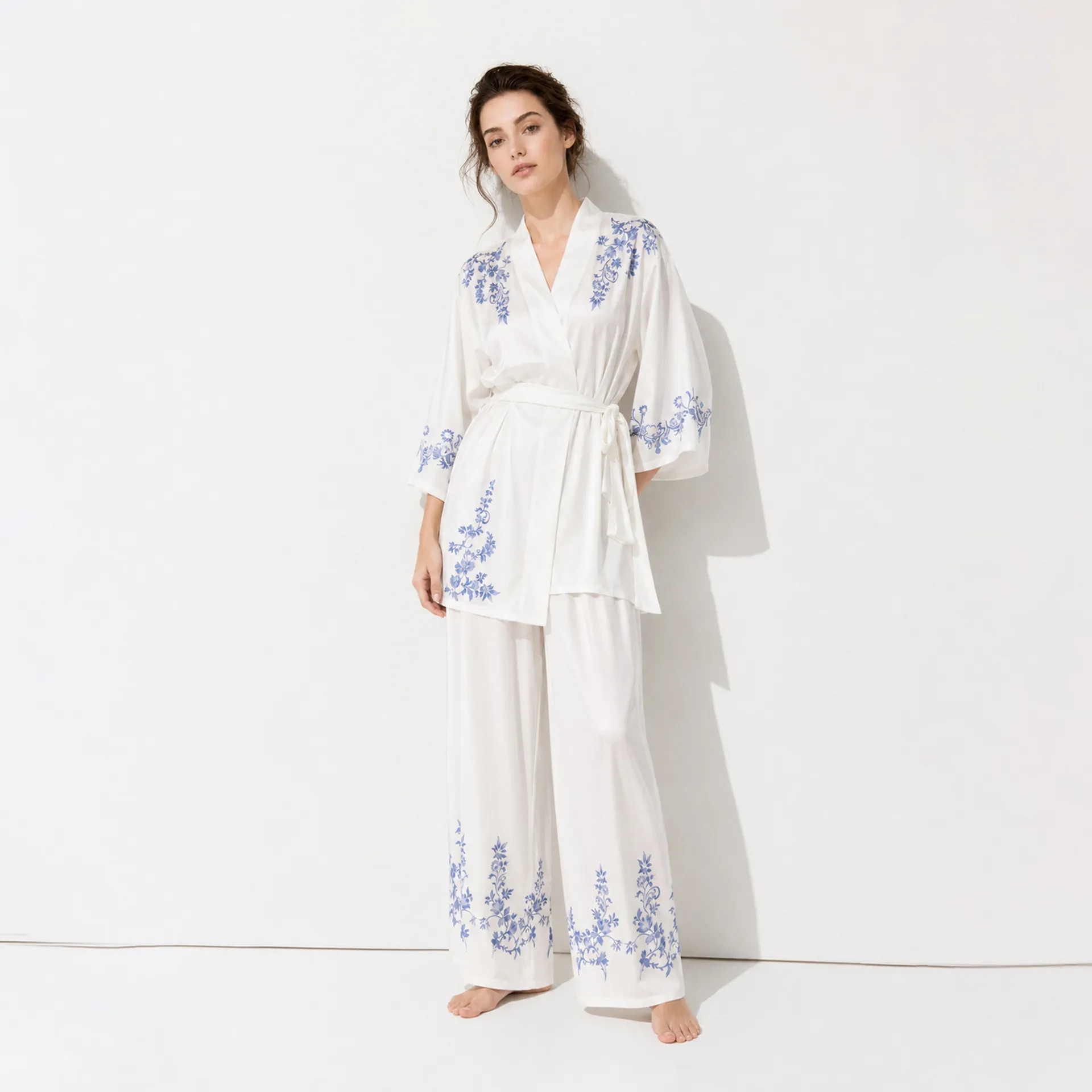 Pyjama en Satin pour Femmes Floral Col en V Haut Kimono Et Pantalon Long Vêtements de Détente Confortables Élégants