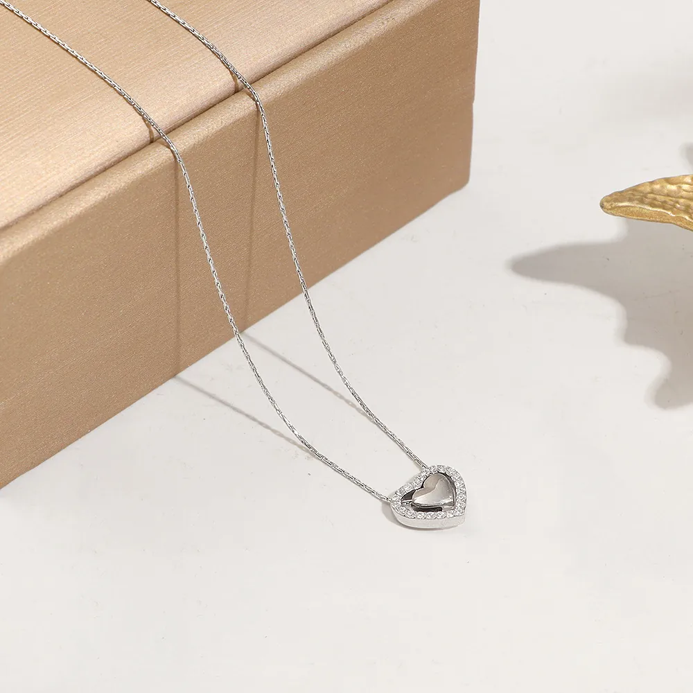 Collier Pendentif Cœur Acier Inoxydable Plqué Or Avec Zircon Chaîne De Clavicule Scintillante Pour Femmes Bijoux Élégants