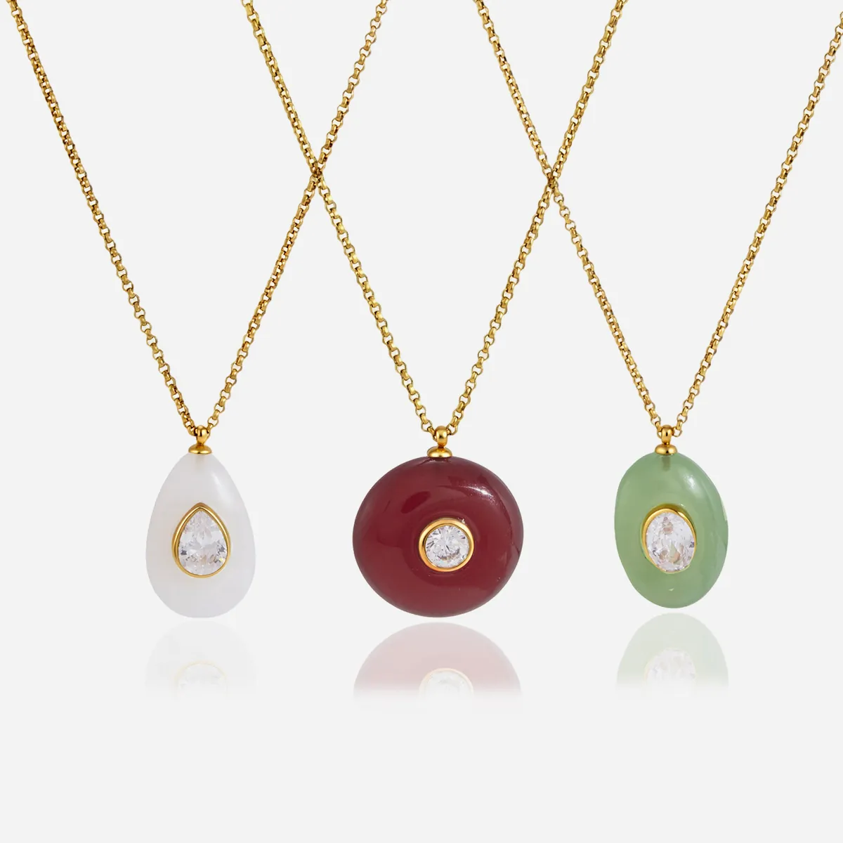Collier Pendentif en Résine et Strass en Acier Inoxydable Vintage Élégant Bijoux de Chaîne Plaqué Or pour Femme Cadeau Quotidien