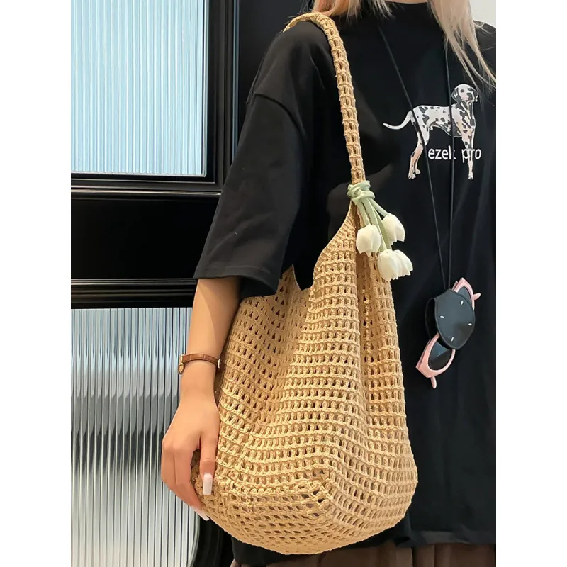Sac Cabas pour Femmes Grande Capacité Tissage Ajouré Crochet Avec Charme de Fleur de Tulipe Mode Coréenne Plage Été