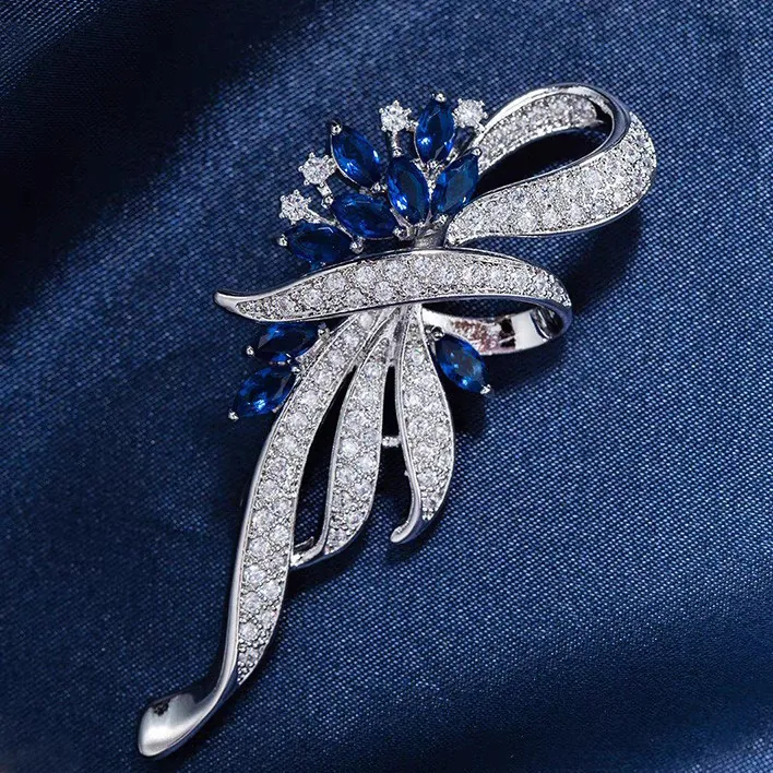 Elegant Zinc Alloy Ribbon Flower Brooch For Women Exquisite Blue Purple Rhinestone Corsage Pin Wedding Banquet Holiday Jewelry Gift