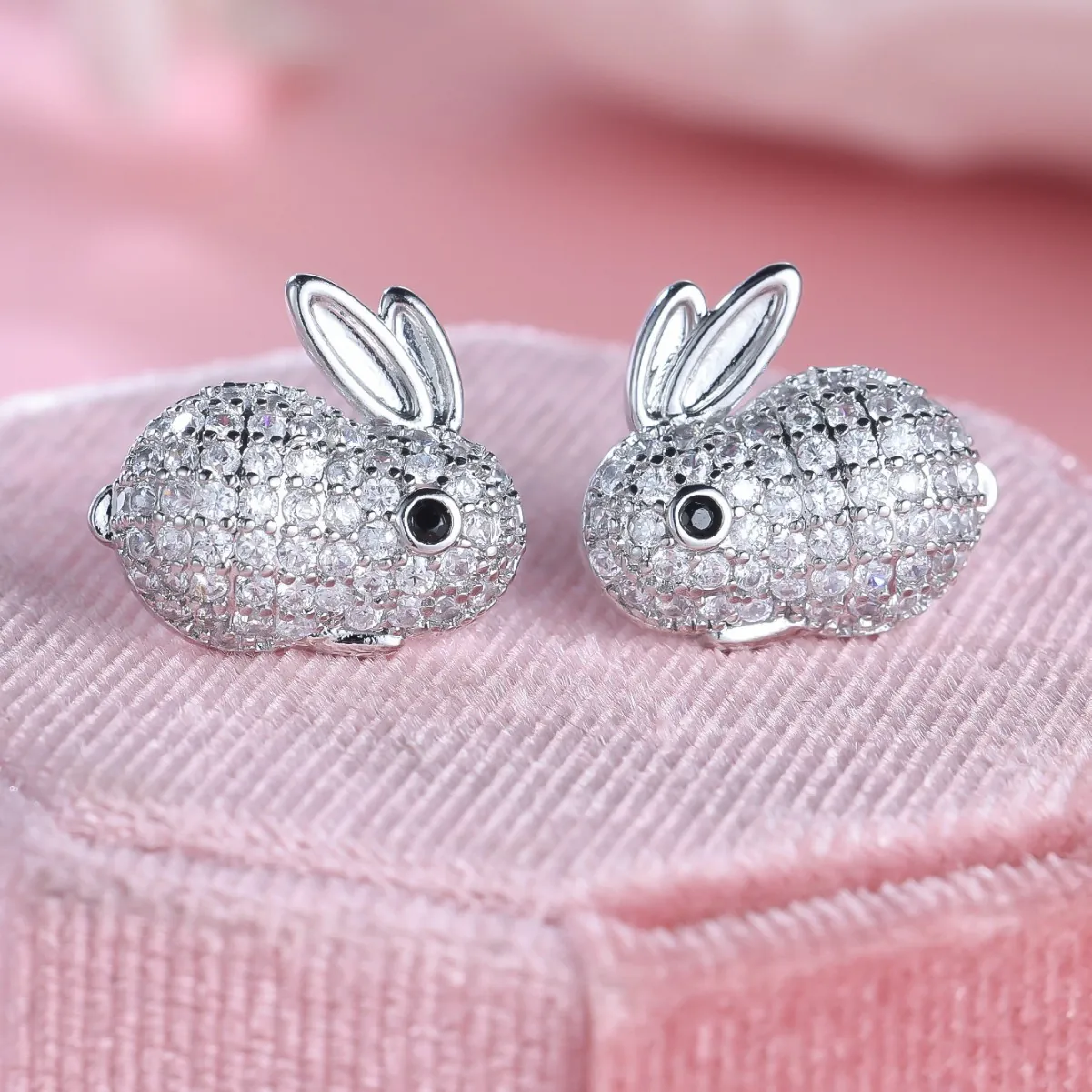 Boucles d'Oreilles Clous Lapin en Cuivre Strass Mode Pour Enfants Filles Style Japonais Entièrement Serties de Diamants Bijoux Animaux