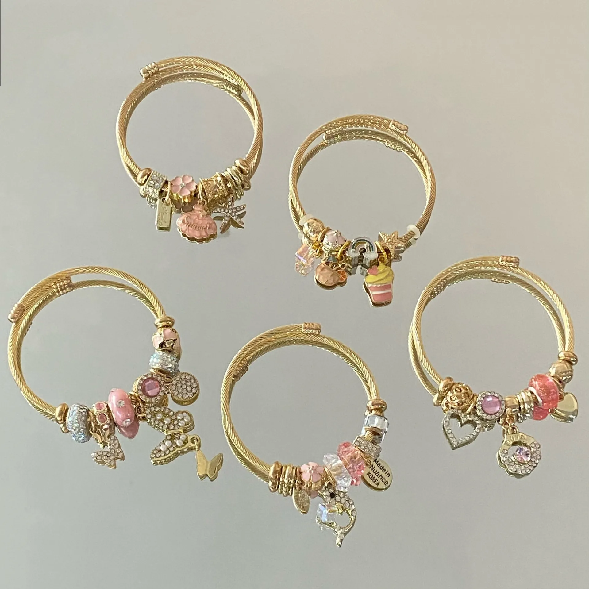Bracelet à Breloques Réglable en Acier Inoxydable pour Femme Couleur Or Strass Rose Pendentif Étoile de Mer Cœur Papillon