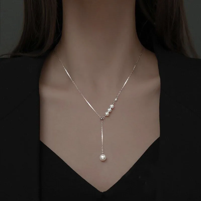 Collier Pendentif Gland de Perle Artificielle en Cuivre Électroplaqué Chaîne Clavicule en Y Bijou Tendance Élégant pour Femme