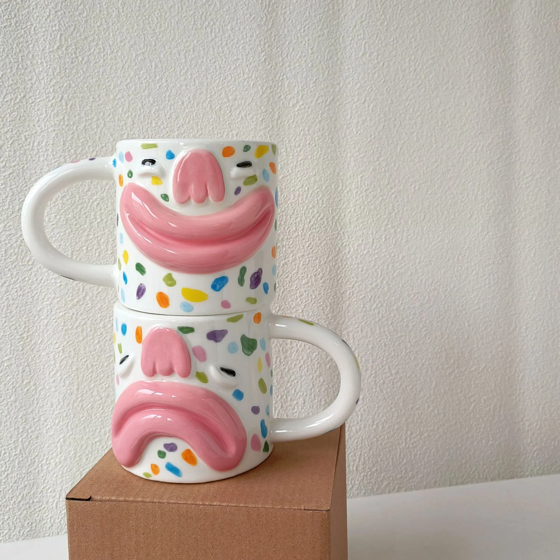 Creative Funny Big Mouth Ceramic Mug 3D Face Relief Polka Dot Pattern Hand Painted Coffee Cup For Home Office Water Drinking Mug Gift