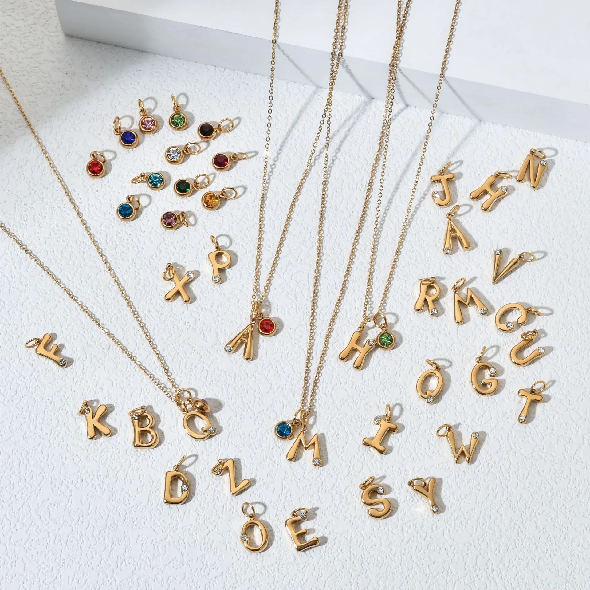Stainless Steel DIY 26 English Alphabet Letter Initial Pendant Necklace For Women Gold Plated Birthstone Choker Fashion Jewelry Gift