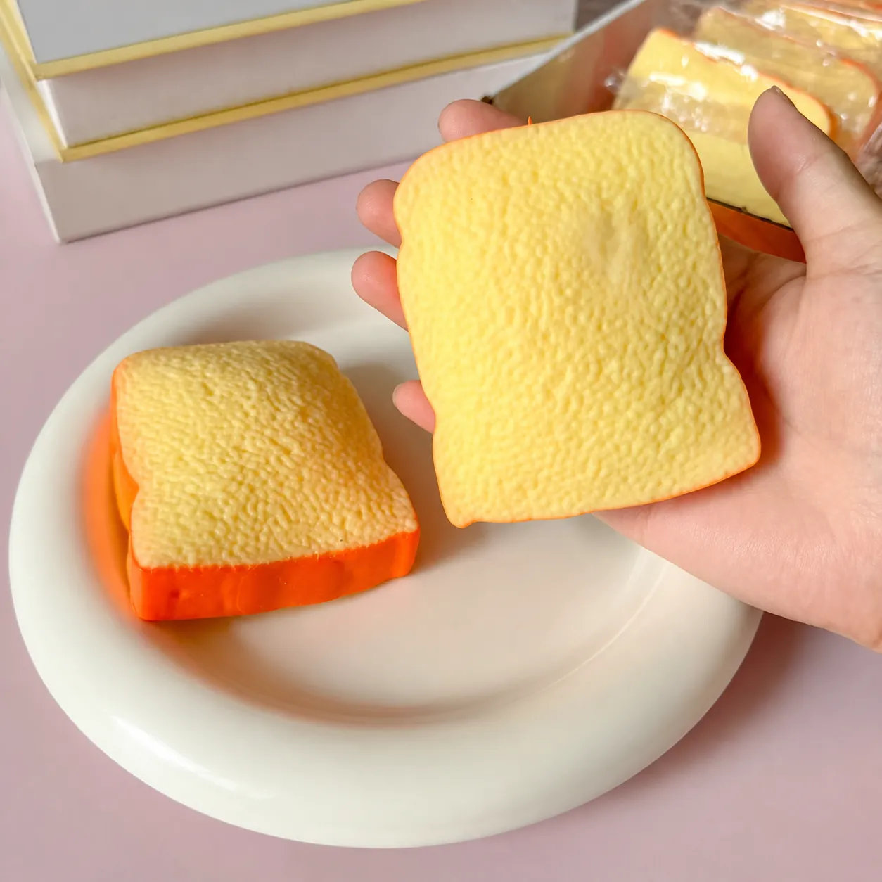 Simulation Sliced Bread Toast Squishy Toy Realistic Food TPR Bread Model Stress Relief Venting Toy For Kids Adults Novelty Fun Gift