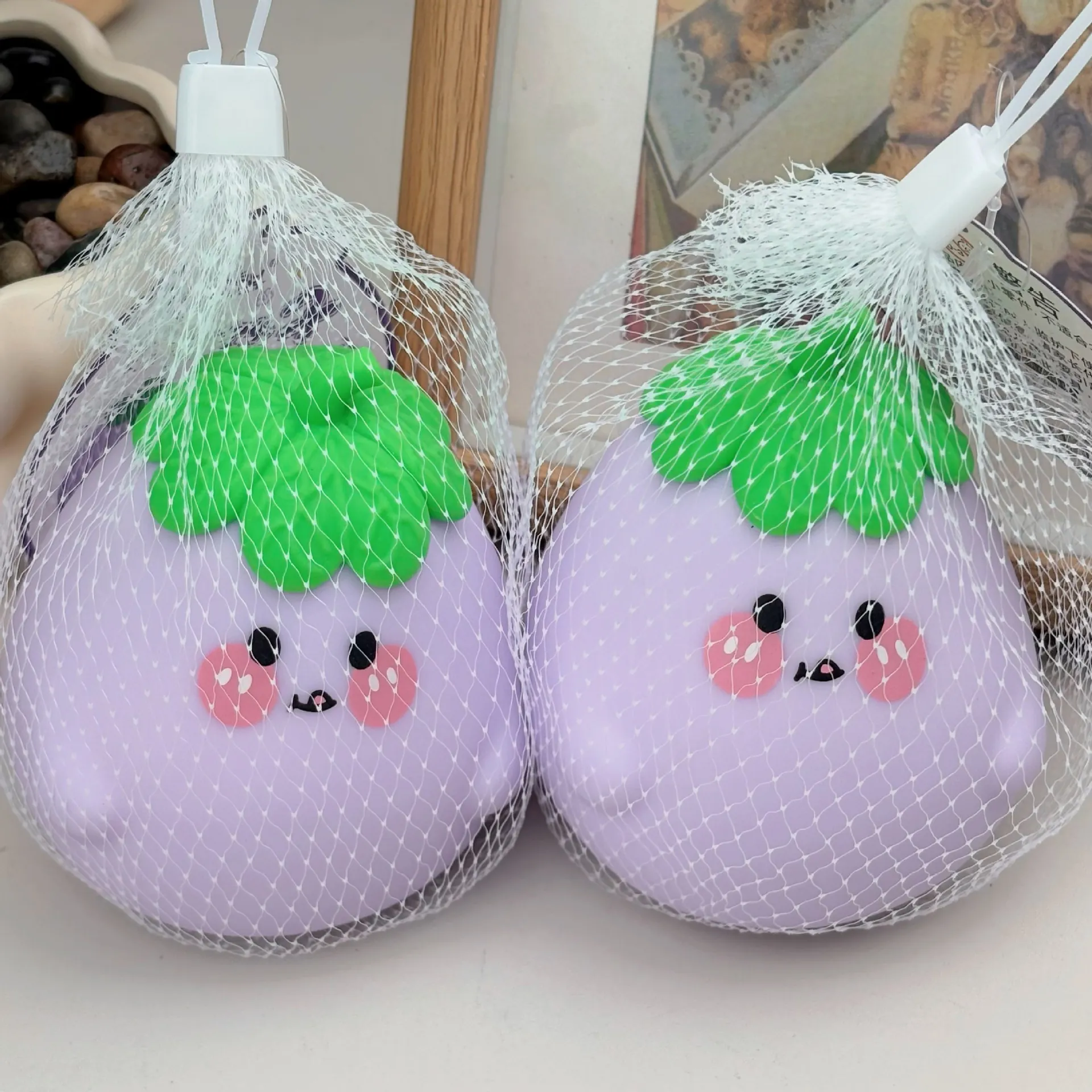 Süße Cartoon Aubergine Squishy Spielzeug TPR Simuliertes Gemüse Quetschspielzeug Zum Stressabbau Büro Alltäglicher Dekompressionsspielzeug Unisex