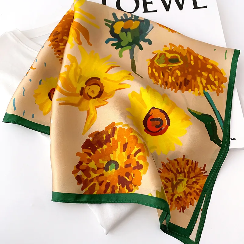 Vintage Mulberry Silk Square Scarf Women Elegant Sunflower Printed Artistic Bandana Fashion Small Neck Scarf Silk Kerchief