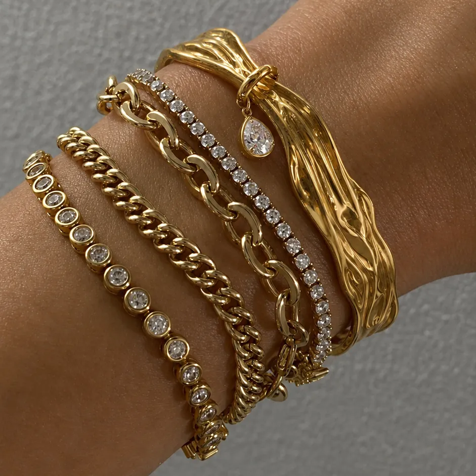 18K Gold Plated Stainless Steel Zirconia Water Wave Bangle For Women Open Cuff Bracelet Fashion Luxury Jewelry Accessories