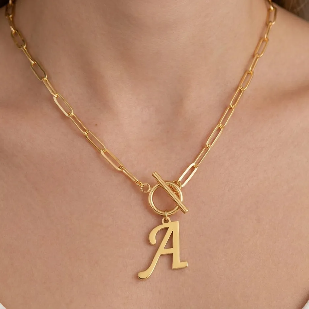 Fashion Initial Letter Pendant Necklace Copper Paperclip Chain Toggle Clasp Necklace For Women Commuter Jewelry Gift