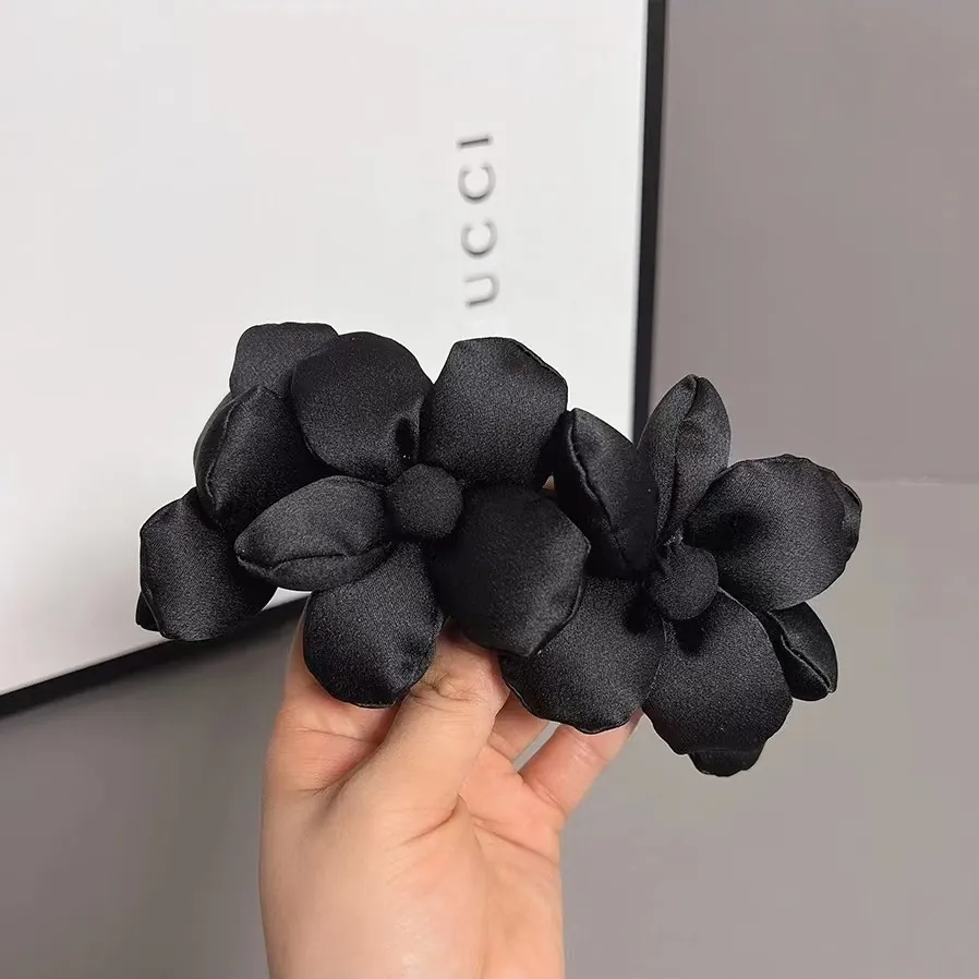 Women Black 3D Puffer Flower Headband Thickened Satin Hair Band Elegant Solid Color Korean Style Headwear For Daily Dating