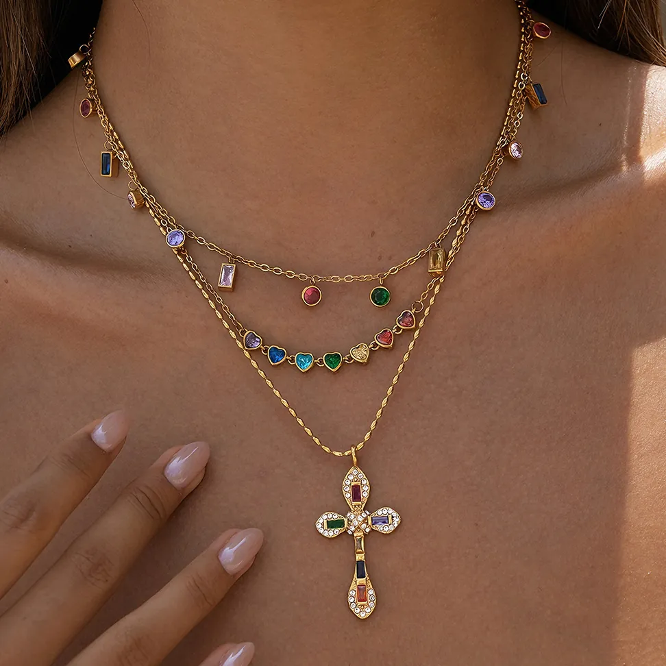 Collier Pendentif Croix Cœur en Acier Inoxydable Strass Colorés pour Femmes Bijoux de Mode en Or Bracelet Étoile Lune