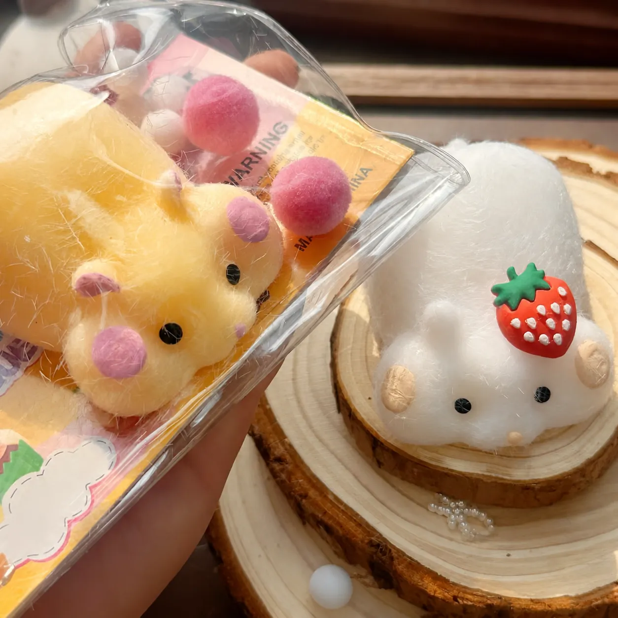 Jouet Squishy Mignon Souris Hamster Floqué Jouet de Décompression de Haute Esthétique pour Soulager le Stress Jouet à Presser Animal