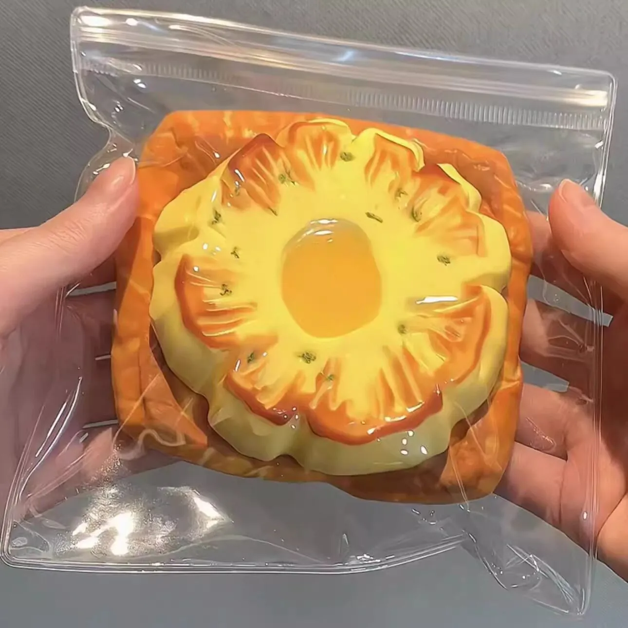 Juguete Squishy de Tostada de Piña de Silicona de Grado Alimenticio Hecho a Mano Alivio del Estrés con Rebote Lento Realista