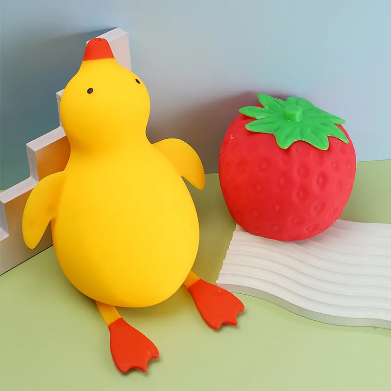 Jouet Squishy à Remontée Lente Mignon en Forme de Fraise et Canard pour Soulager le Stress et l'Anxiété Cadeau Enfants Adultes
