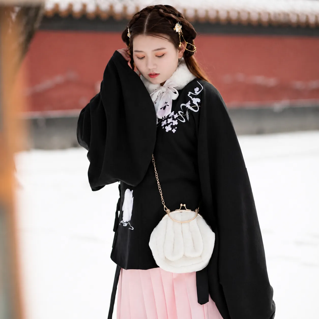 Cute Rabbit Plush Crossbody Bag For Women Korean Style Faux Fur Handbag Metal Handle Kiss Lock Clasp Chain Strap Shoulder Bag