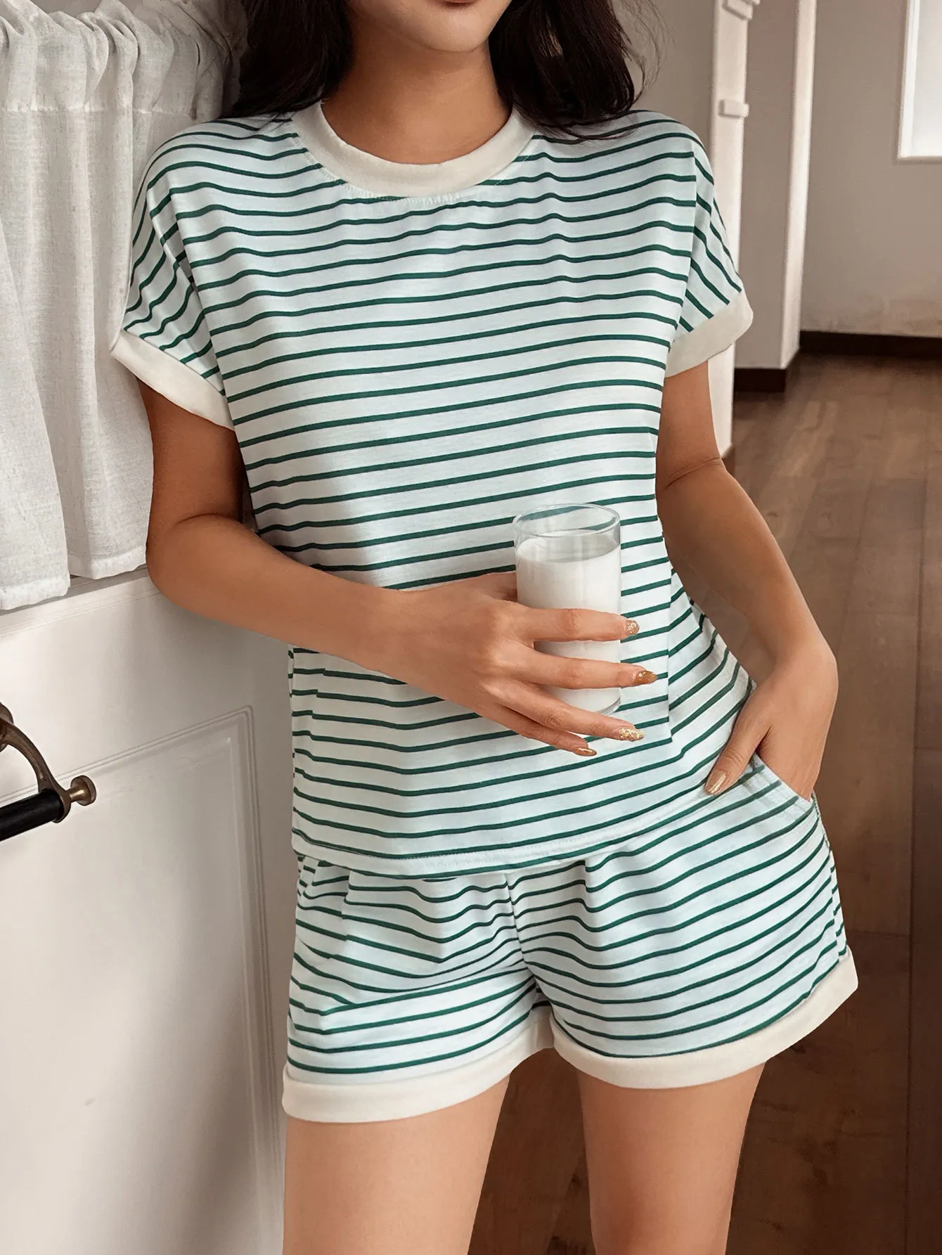 Completo Casual da Donna a Righe Top e Pantaloni a Maniche Corte Set Largo in Poliestere Spandex Estivo Loungewear