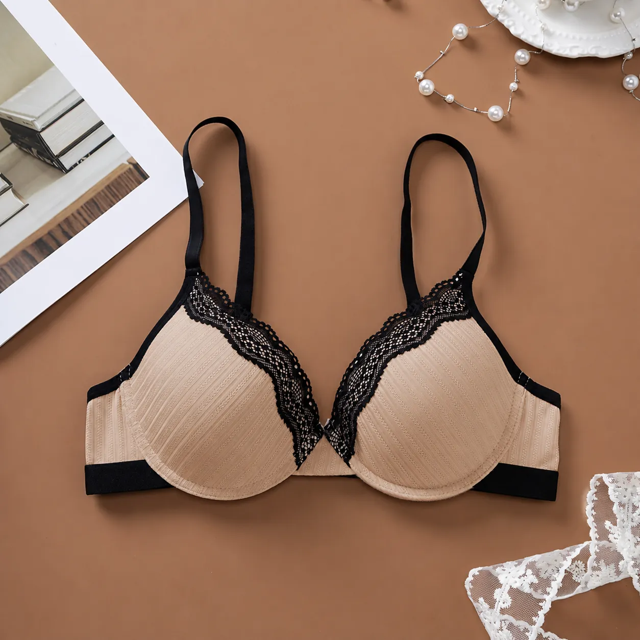 Women's Sexy Lace Patchwork Push Up Bra Comfortable Breathable Nylon Underwear With Adjustable Straps Stylish Lingerie For Daily Wear