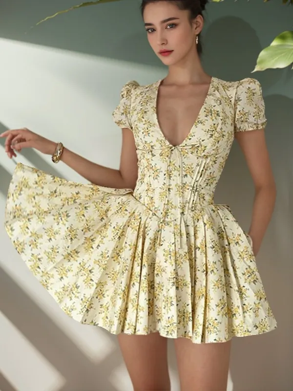 Women French Retro Floral V-Neck Puff Sleeve Mini Dress Slim Fit Puffy Skirt Summer Short Sleeve Printed Dress For Vacation