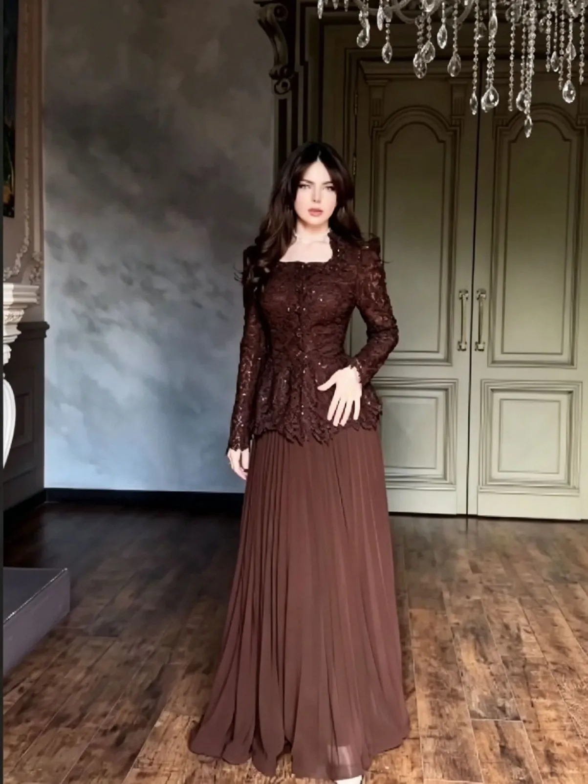 Femme Élégant Français Basque en Dentelle à Manches Longues et Jupe Longue Plissée Top And Bottom Polyester Couleur Unie Vintage