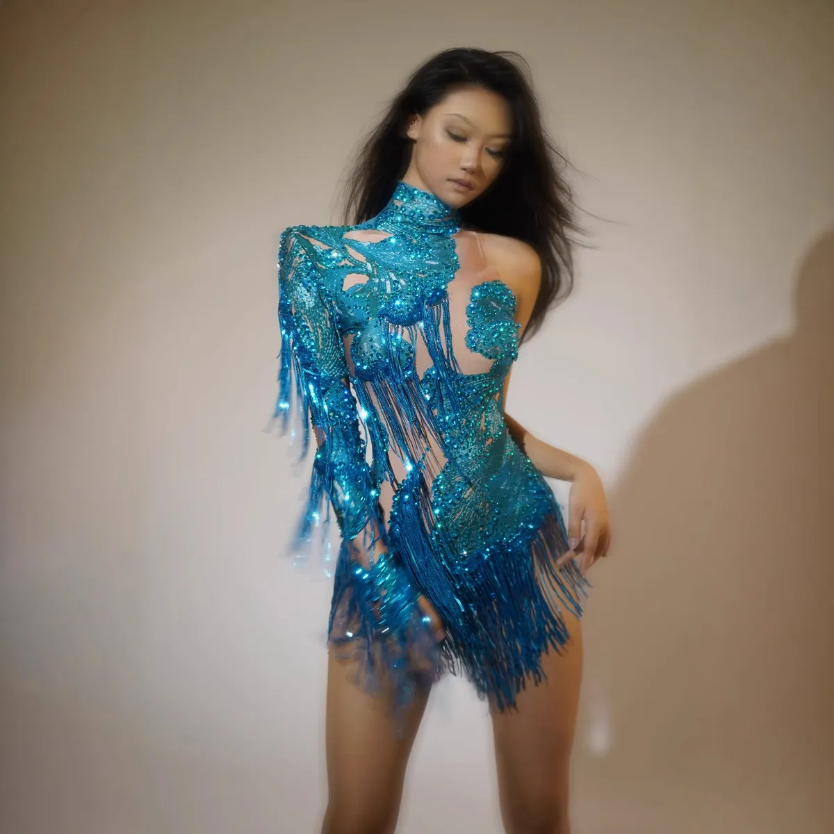 Abito da Sera Donna Sexy Monospalla Manica Lunga con Nappine e Paillettes Elegante Vestito Aderente da Party Cerimonia Frange Scintillante