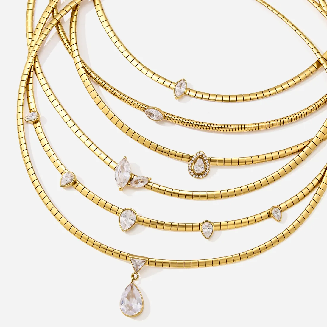 Luxus Minimalistische Edelstahl Schlangenknochenkette Zirkonia Choker Halskette Für Damen Wasserdicht Hypoallergen PVD Vergoldet Elastische Feder Halskette Mode Schmuck Geschenk