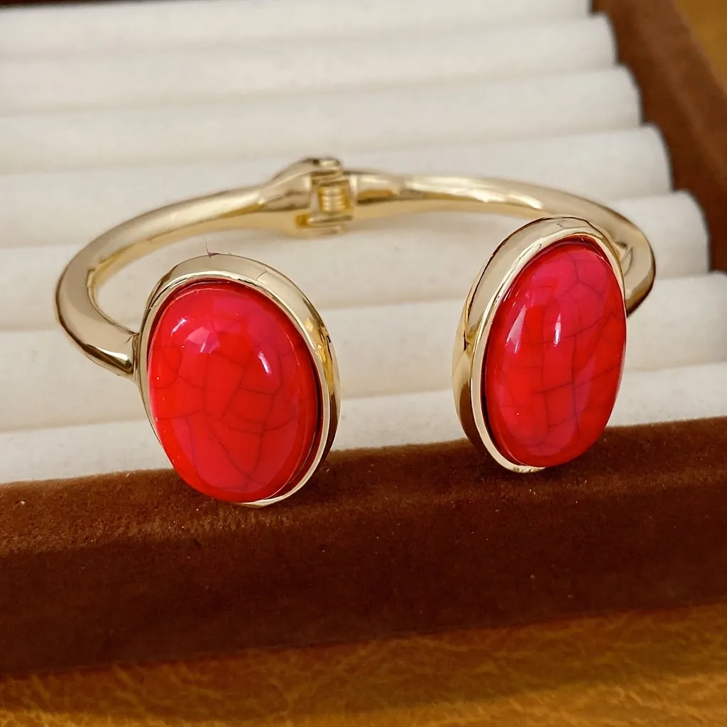 Vintage Legierung Vergoldet Armreif Oval Roter Stein Marmor Textur Armband Übertriebene Mode Luxus Schmuck Für Damen