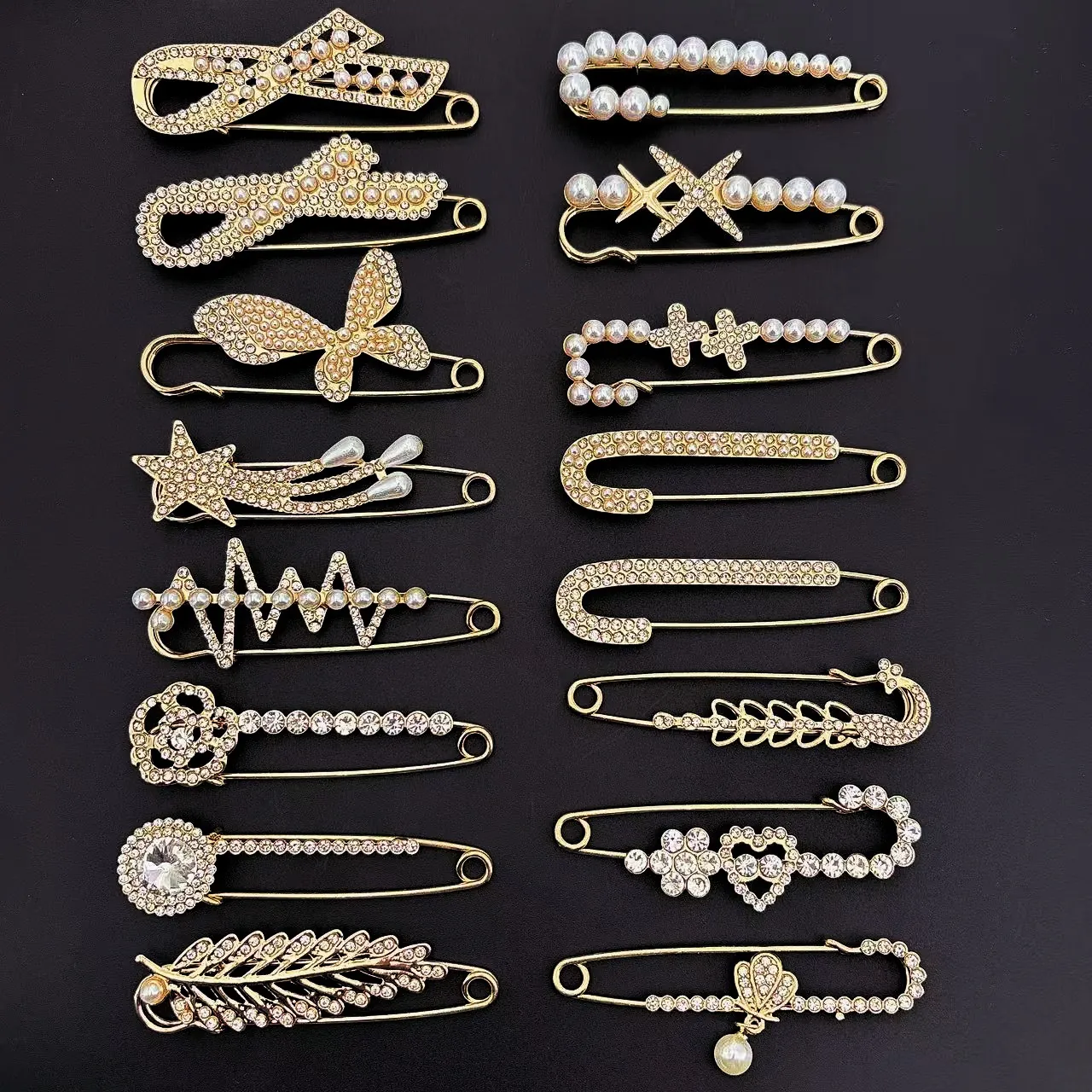 Alloy Rhinestone Artificial Pearl Brooch Pin For Women Pants Waist Tightener Safety Pin Anti-Exposure Clothing Decoration Accessary