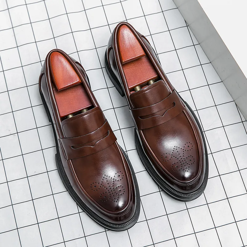 Britischer Stil Herren Brogue Loafer Dicke Sohle Slipper Lässig Business Lederschuhe PU Gummisohle Formelle Schuhe Herren