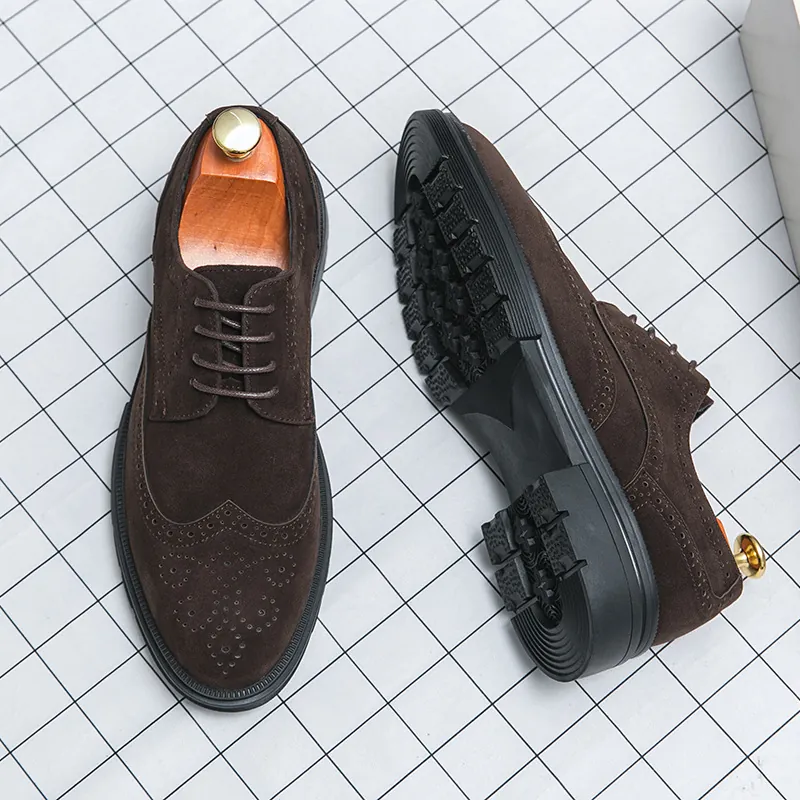 Herren Business Brogue Schuhe Wingtip Geschnitzt Matt PU Leder Schnürschuhe Formelle Freizeitkleidung Große Größe 46 Schwarz Braun