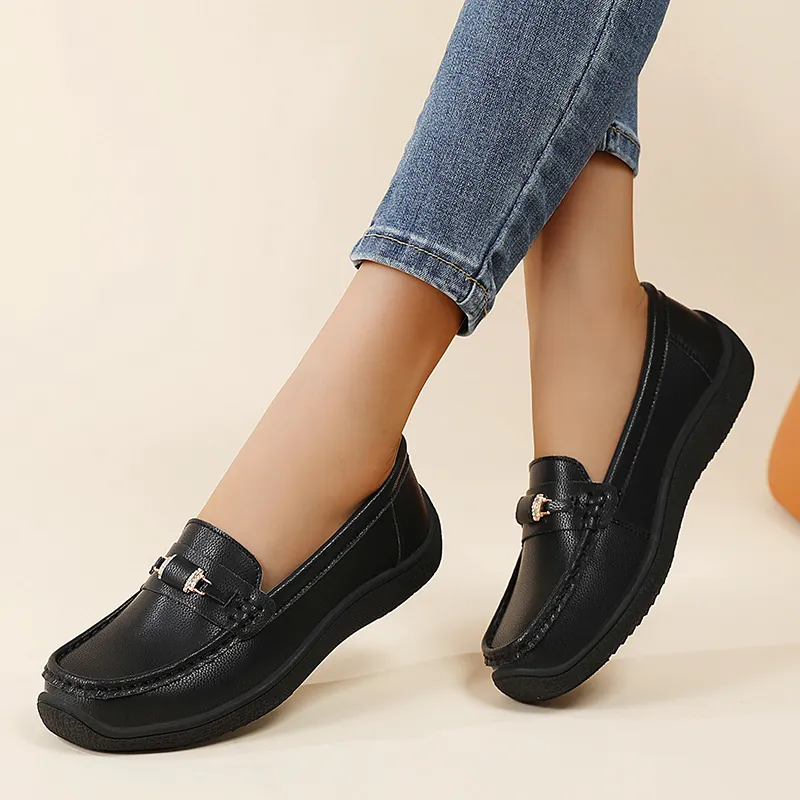 Mocassins Confortables pour Femmes Largeur Large Semelle Plate Souple Avec Boucle en Métal Strass Chaussures Décontractées