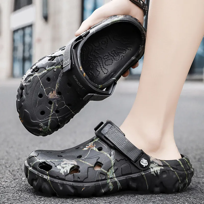 Men Women Camouflage EVA Clogs Lightweight Breathable Outdoor Beach Sandals Two-Way Strap Casual Garden Shoes Garden Clogs