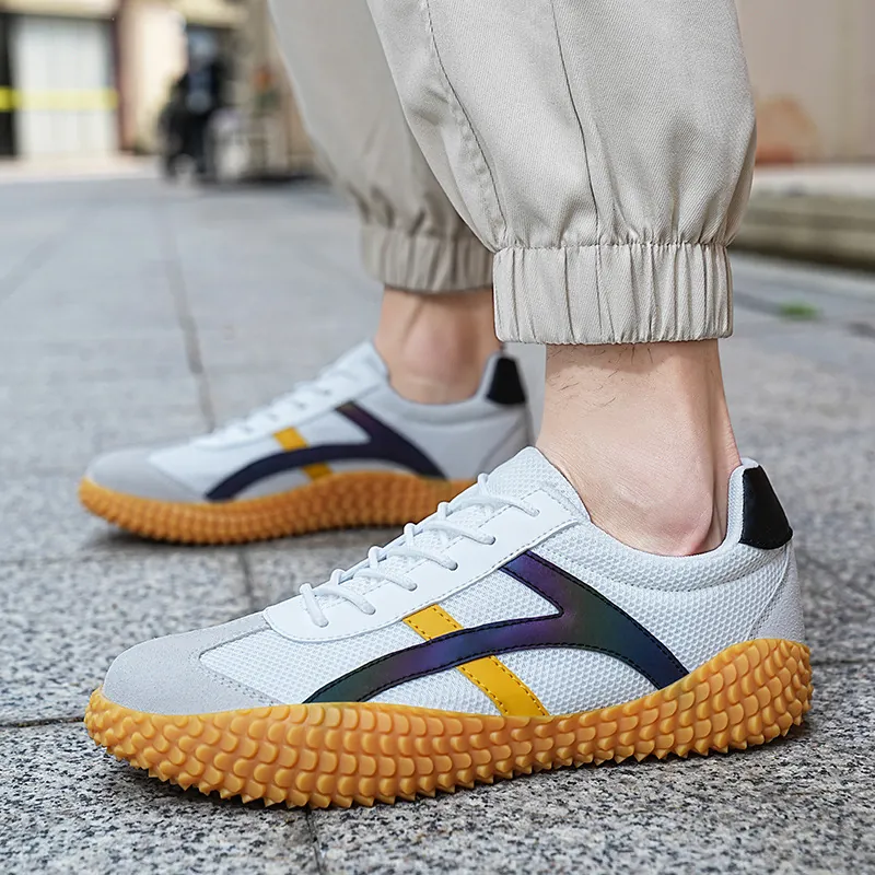 Zapatillas Casuales de Malla Transpirable Unisex 2025 Primavera Verano Ligeras Antideslizantes Zapatos de Deporte Moda Pareja Zapatos Bajos