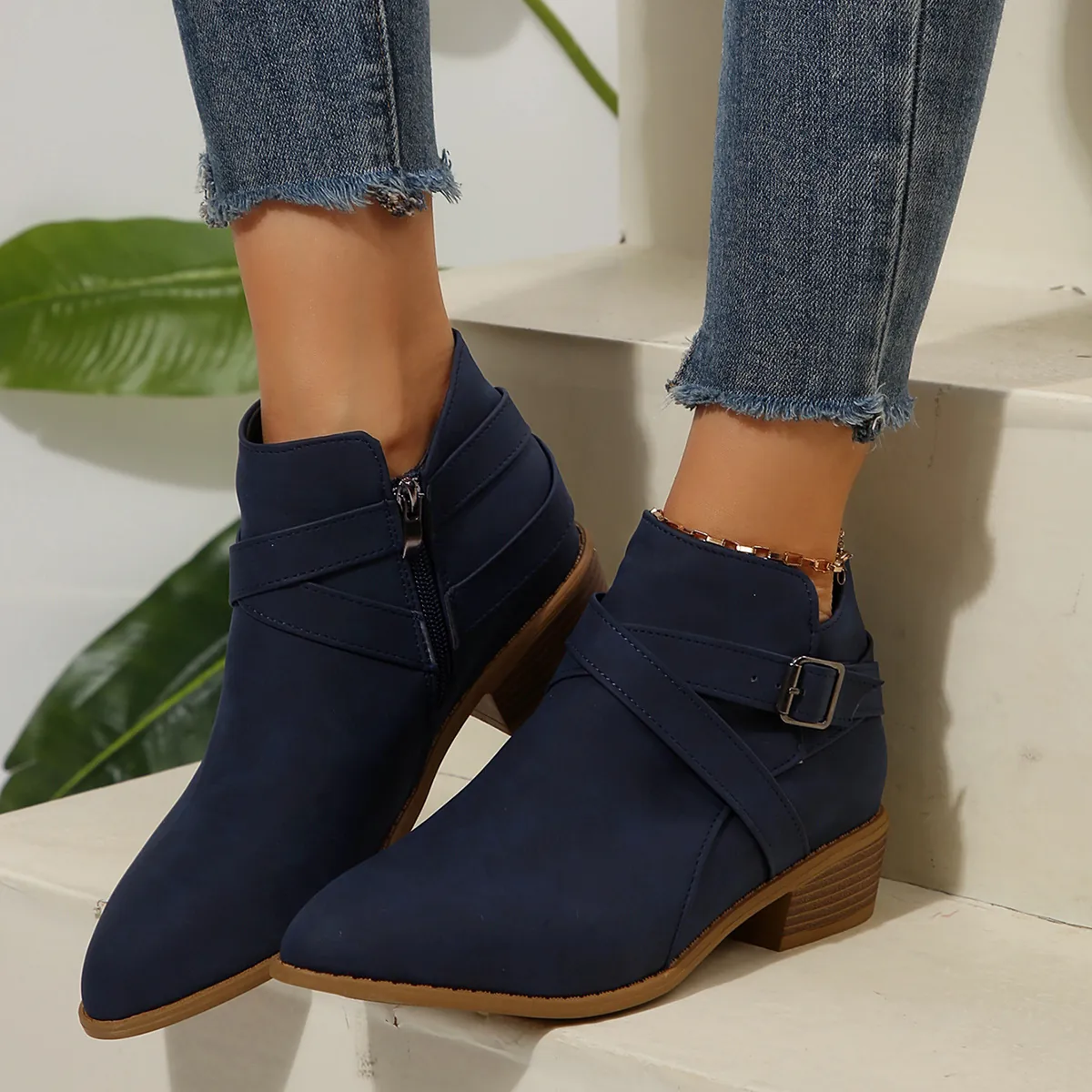 Women Pointed Toe Chelsea Boots Mid Block Heel Ankle Boots Side Zipper Criss-Cross Strap British Style Suede Synthetic Leather Autumn Winter Shoes