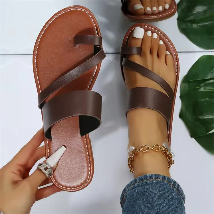 Women Flat Toe Loop Sandals Casual Summer Beach Shoes Cross Strap Faux Leather Slides With Contrast Stitching Comfortable Breathable Slippers For Vacation Everyday