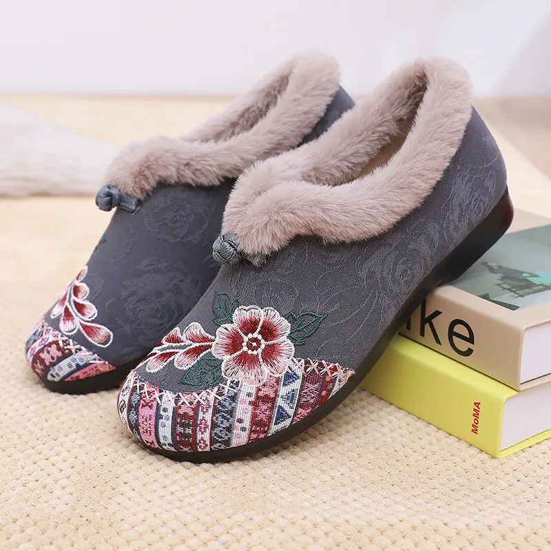 Scarpe di Cotone Ricamate Etniche da Donna Invernali Calde Foderate in Pile Mocassini Piatti Antiscivolo Scarpe da Mamma Tradizionali