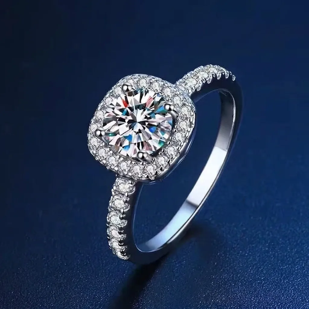Princess Cut Square Halo Rhinestone Copper Ring For Women Classic Bridal Wedding Engagement Ring Silver Plated Jewelry Gift
