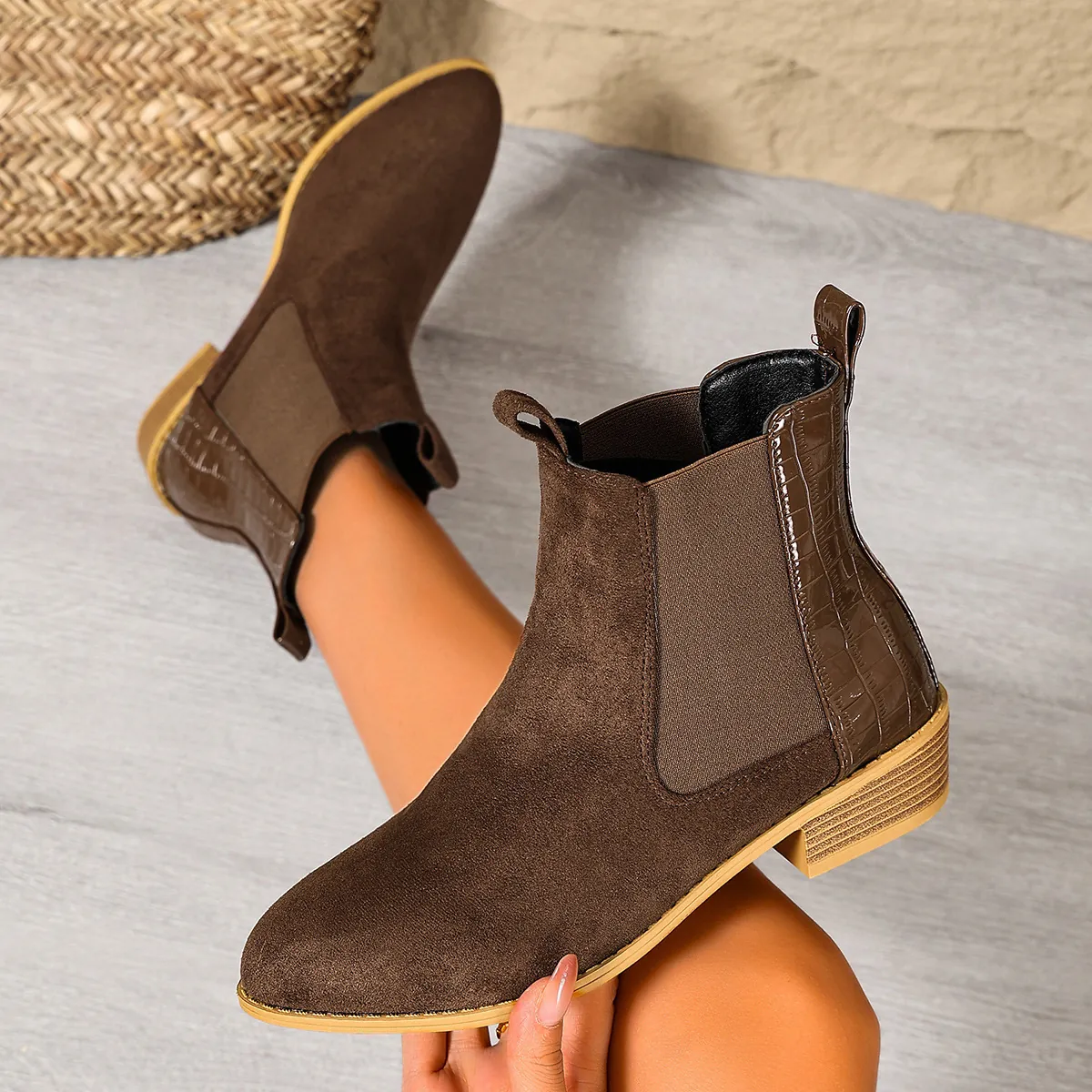 Women Pointed Toe Chelsea Boots Suede Leather Crocodile Pattern Stitching Low Block Heel Ankle Boots Casual Fashion Boots