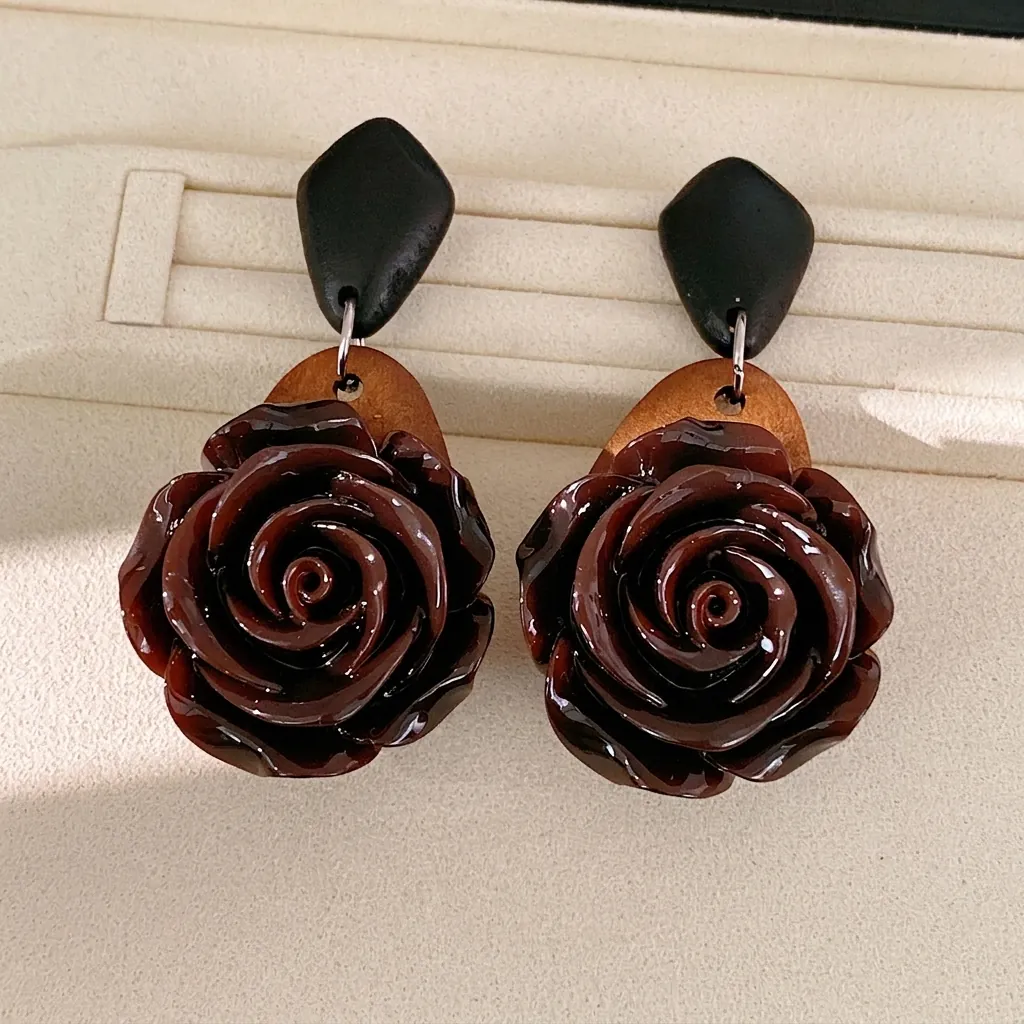 Orecchini a Goccia con Rosa Vintage per Donna Gioielli in Resina e Legno Con Perno in Argento Accessorio Retro Lussuoso