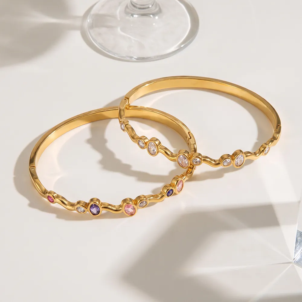Damen Mode Vergoldet Edelstahl Oval Armreif Mit Bunt Zirkonia Eingelegt Wellen Design Minimalistisch Elegant Schmuck