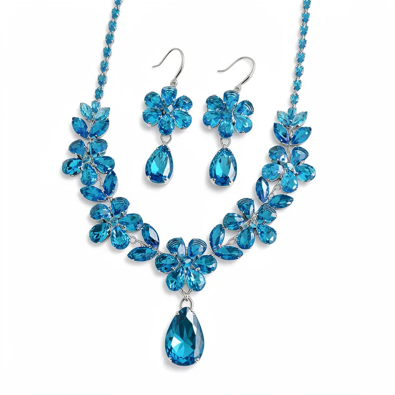 Set di Collana e Orecchini di Lusso in Zirconia Fiore Blu Goccia d'Acqua in Rame Placcato Argento Gioielli Stile Palazzo Donna