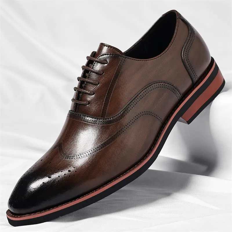 Vintage Brogue Business Formal Leather Shoes For Men British Style Burnished Wingtip Lace Up Wedding Casual Dress Shoes