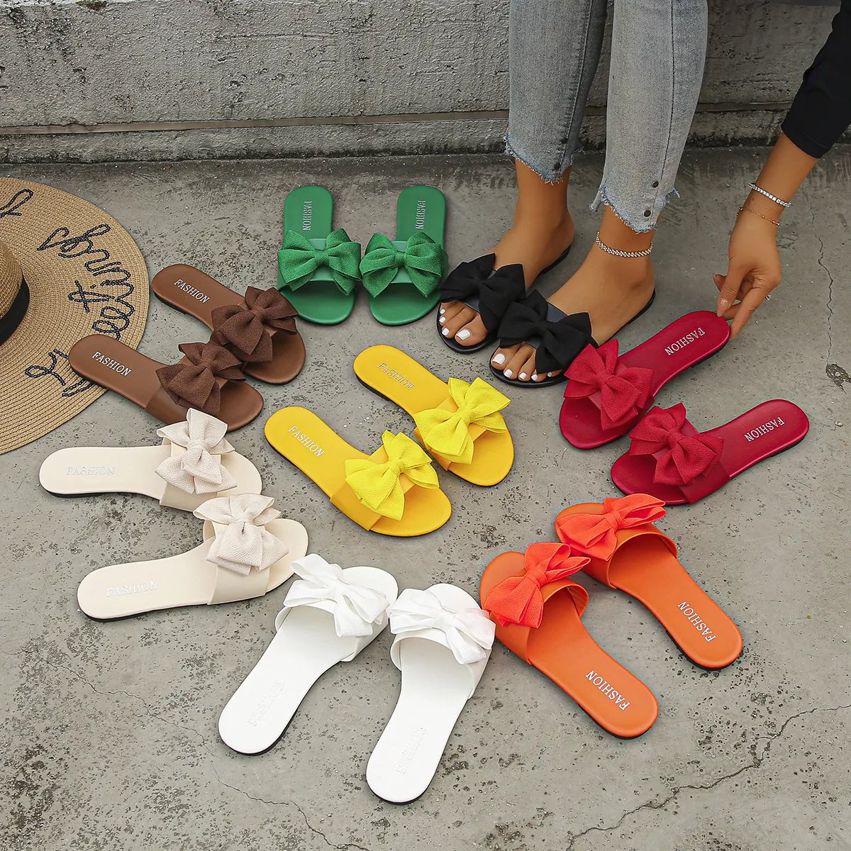 Ciabatte Basse da Donna con Fiocco Grande Moda Punta Quadrata in Pelle PU Pantofole Estive Casual Sandali da Spiaggia