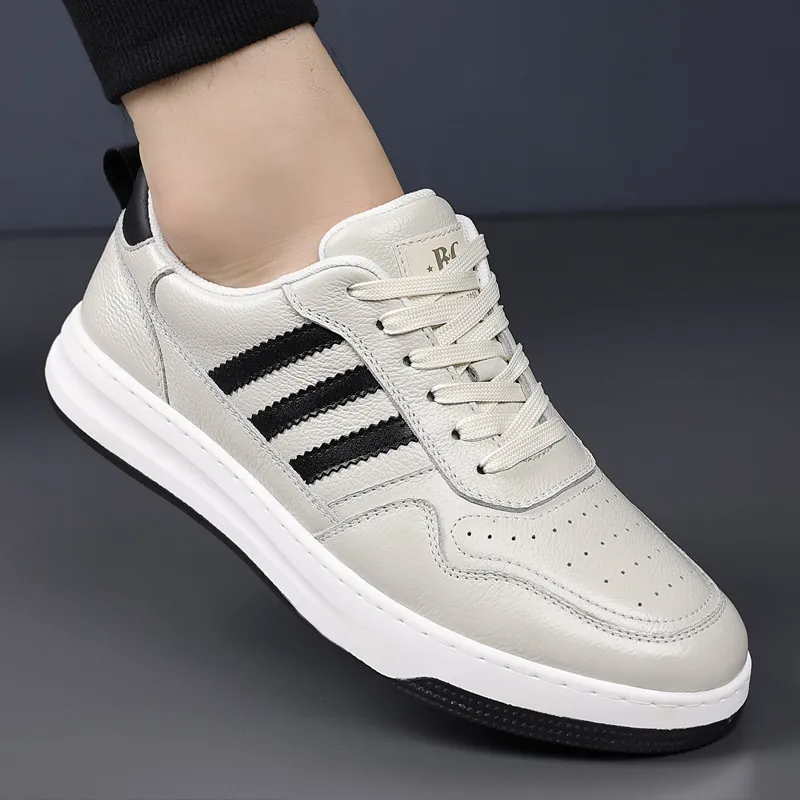 Men Fashion Casual Skateboard Shoes Premium Leather Low Top Sneakers Summer Lightweight Breathable Walking Shoes For Men