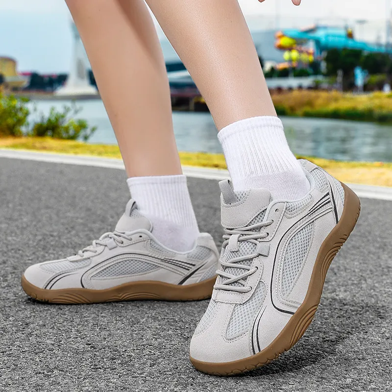 Sneaker GAT Casual da Uomo Punta Larga Traspiranti in Maglia e Pelle Sintetica Scarpe Piatte per Team Building Moda Calzature