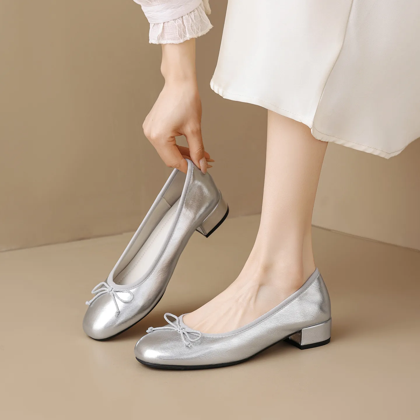 French Style Women's Round Toe Ballet Flats Block Heel Single Shoes With Bow Low Cut Solid Color PU Leather Elegant Footwear