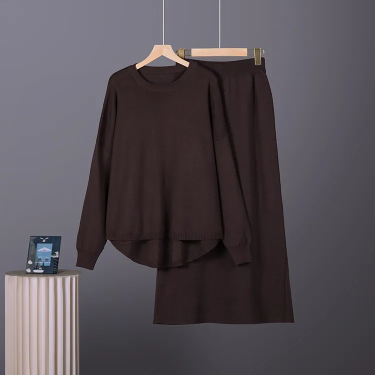Women Casual Knit Sweater Top And Bottom Round Neck Long Sleeve Solid Color Stitched Two Piece Outfit For Winter