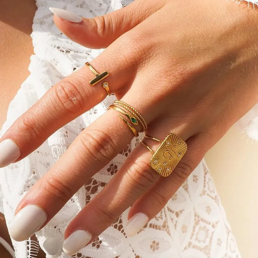 Anillo Vintage De Acero Inoxidable Para Mujer Con Baño De Oro 18K Piedra Natural Circón Diseño De Serpiente Estilo INS Ajustable